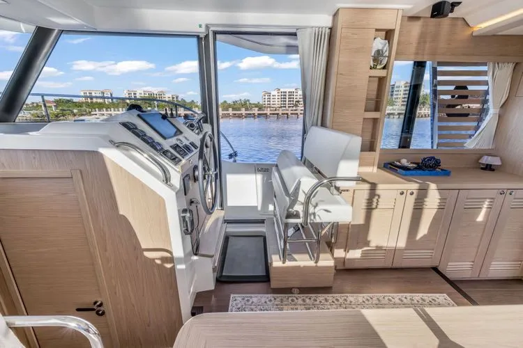 Neverland Yacht Photos Pics 2024 Beneteau Swift Trawler 41 Fly - Image 22