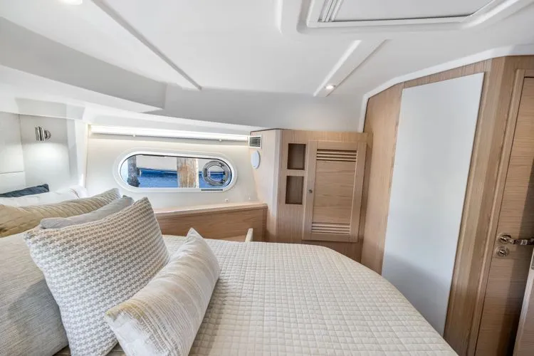 Neverland Yacht Photos Pics 2024 Beneteau Swift Trawler 41 Fly - Image 28