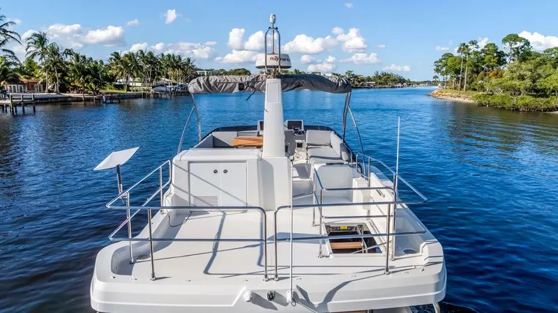 Neverland Yacht Photos Pics 2024 Beneteau Swift Trawler 41 Fly - Image 9