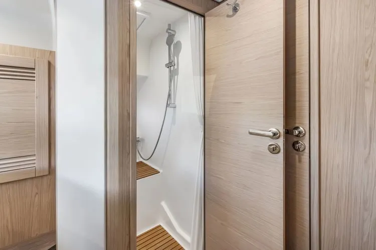 Neverland Yacht Photos Pics 2024 Beneteau Swift Trawler 41 Fly - Image 30