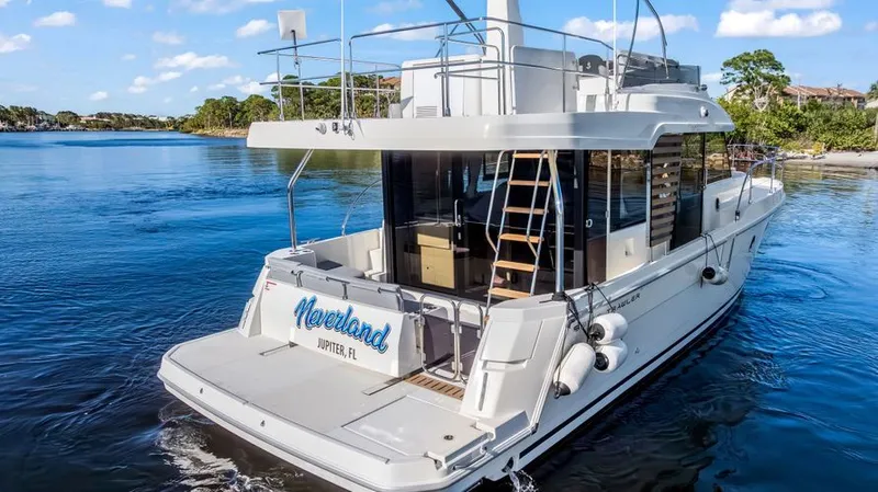 Neverland Yacht Photos Pics 2024 Beneteau Swift Trawler 41 Fly - Image 6