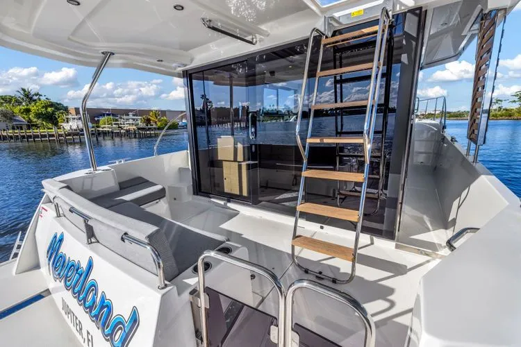 Neverland Yacht Photos Pics 2024 Beneteau Swift Trawler 41 Fly - Image 12