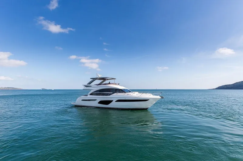  Yacht Photos Pics Manufacturer Provided Image