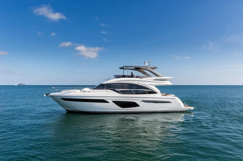  Yacht Photos Pics Manufacturer Provided Image