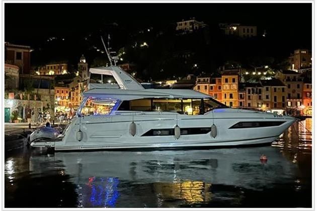 2016 Prestige 70 