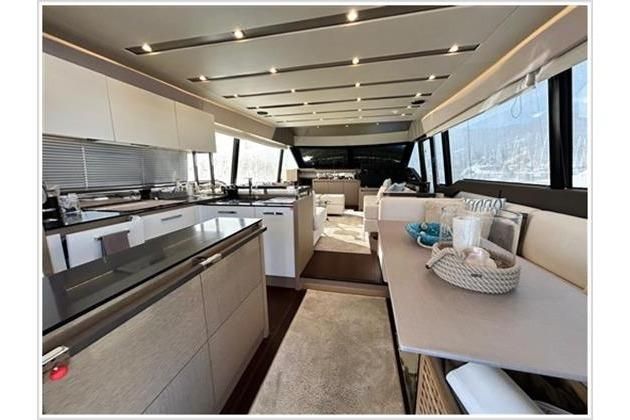 2016 Prestige 70 