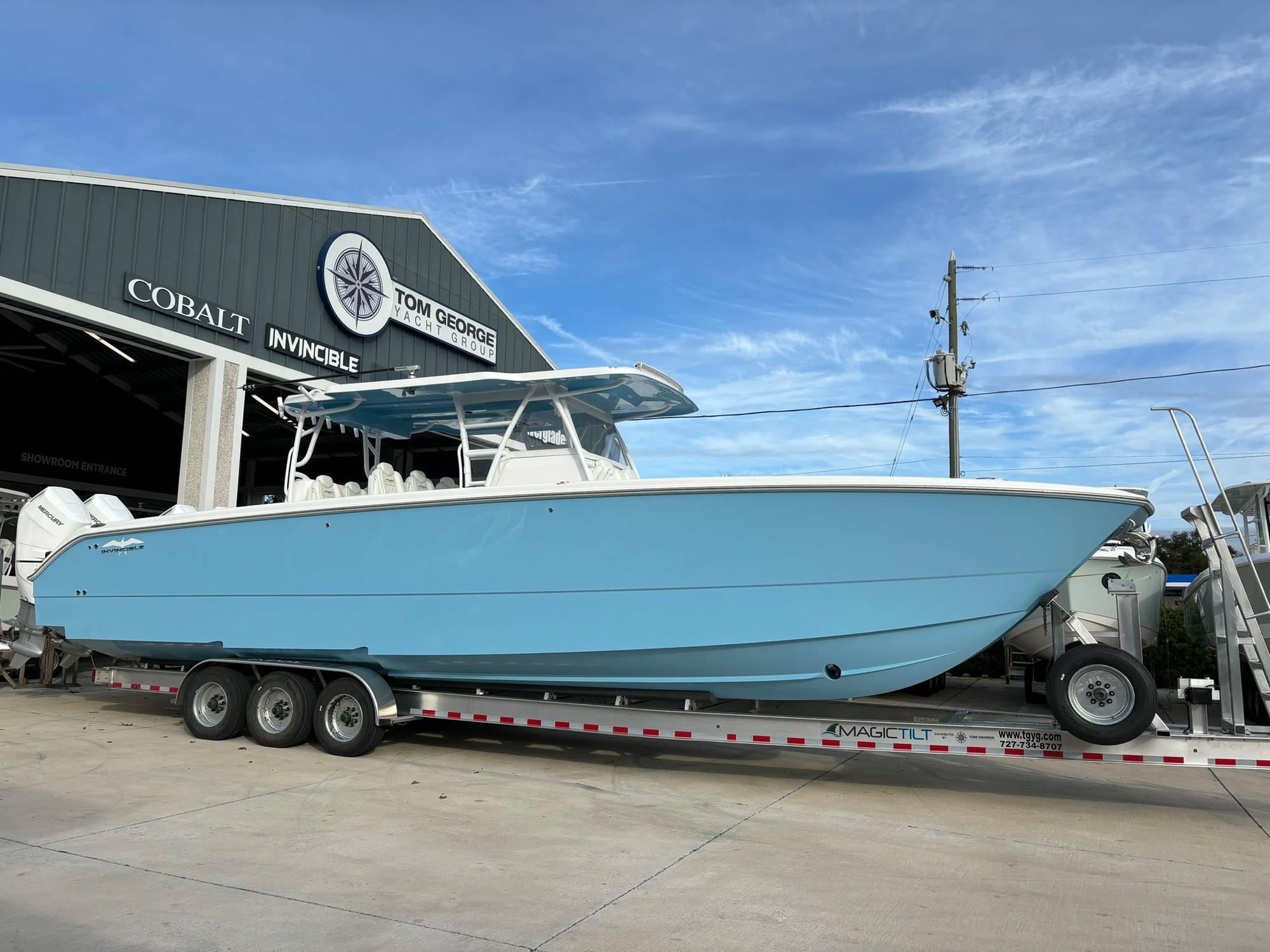 2024 Invincible 40 Catamaran Center Console for sale YachtWorld