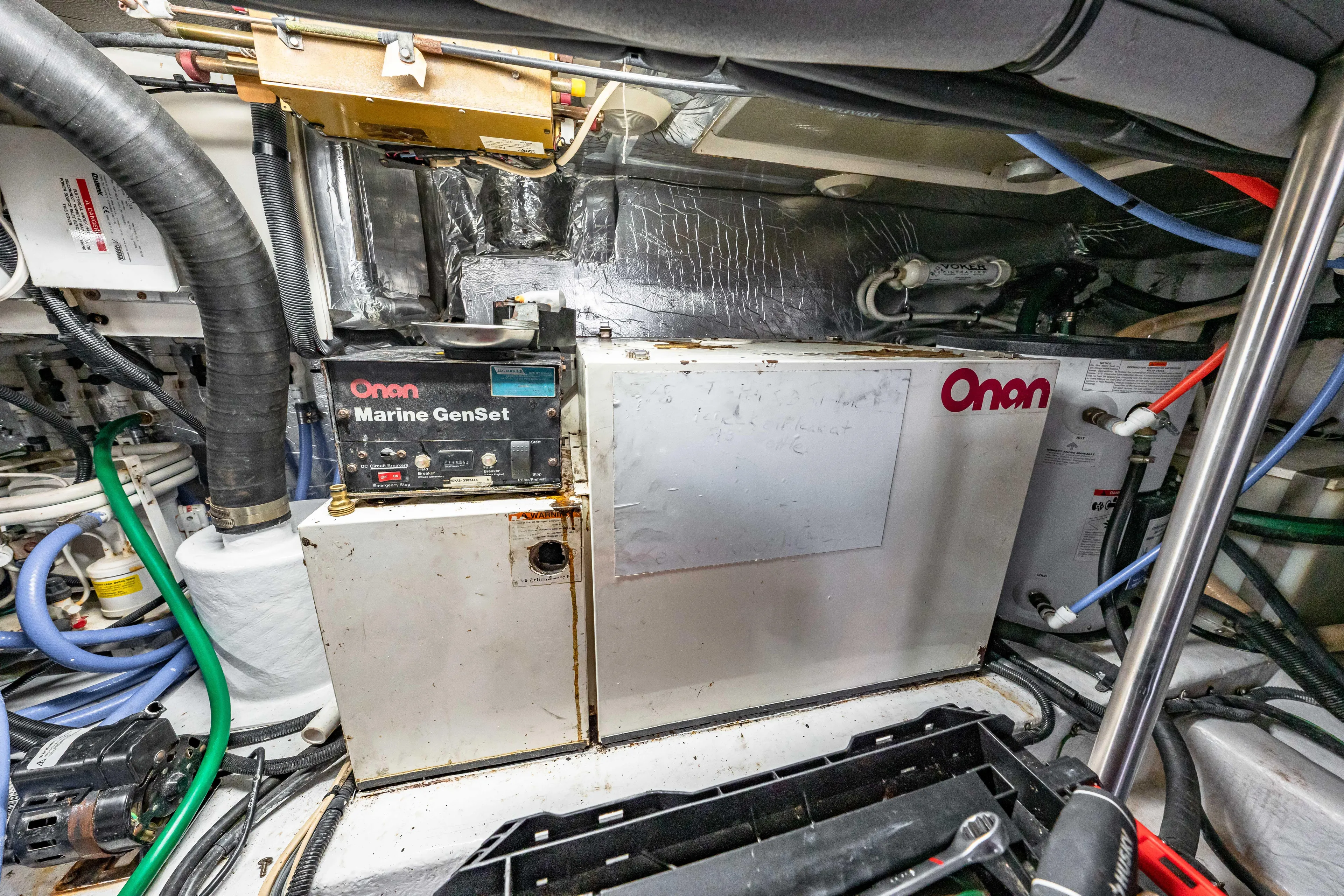 Legacy Yacht Photos Pics 