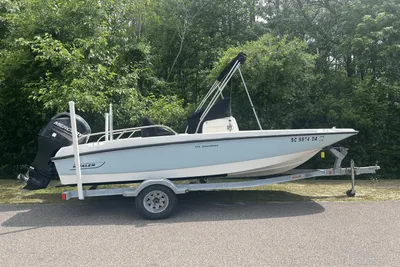 Boston Whaler 170 Dauntless
