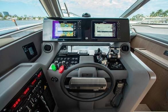 2022 Ferretti Yachts 55 
