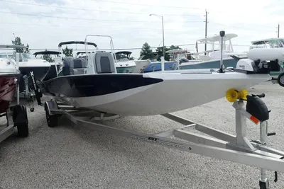 Xpress Boats H22B