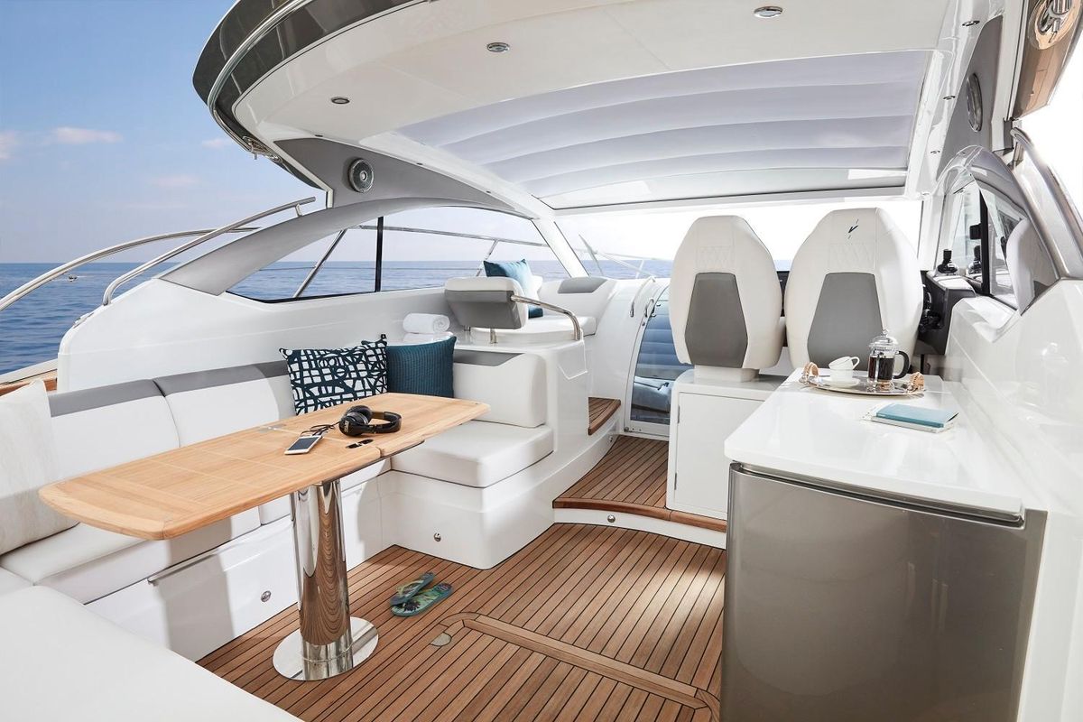 2018 Princess 42 