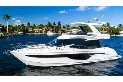 Galeon 500 Fly