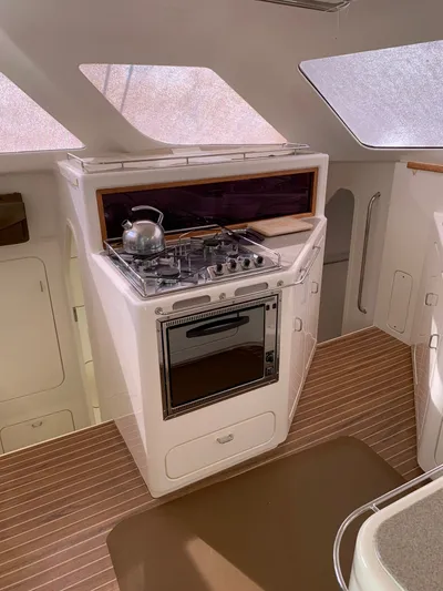 Casuarina Yacht Photos Pics 