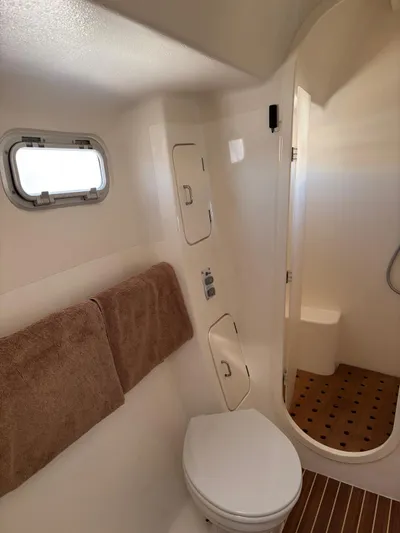 Casuarina Yacht Photos Pics 