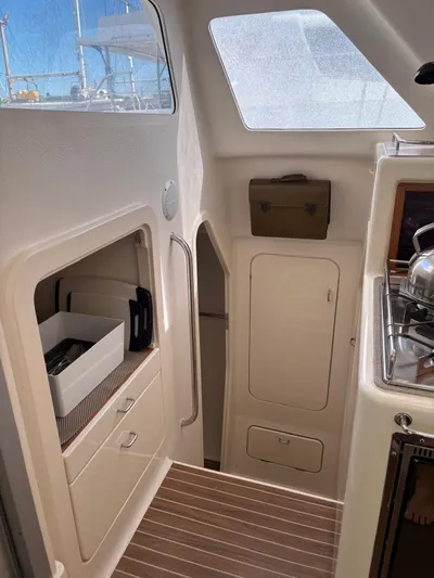 Casuarina Yacht Photos Pics 