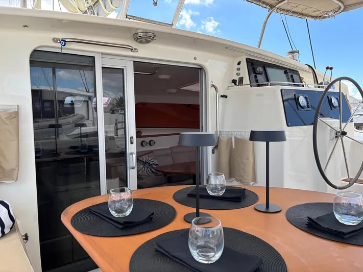 Casuarina Yacht Photos Pics 