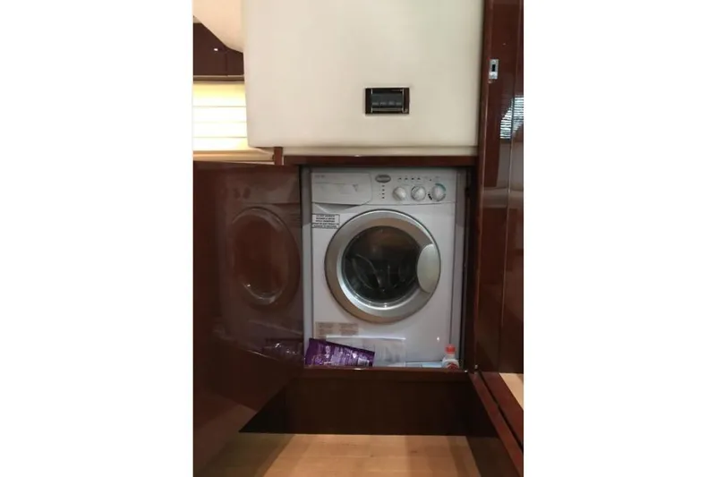 Ocean Blue III Yacht Photos Pics Washing machine inside 2010 Sea Ray Sundancer 540 yacht interior.