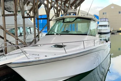 Grady-White Express 330