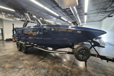 MasterCraft X24