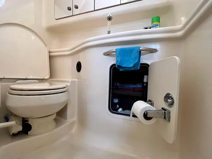 Runnin Free Yacht Photos Pics 