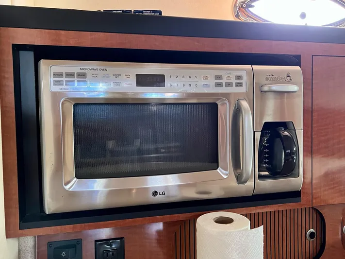 Runnin Free Yacht Photos Pics 