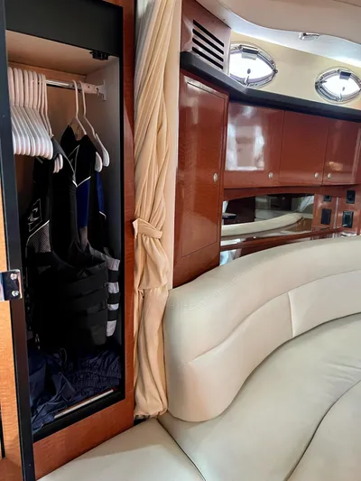 Runnin Free Yacht Photos Pics 