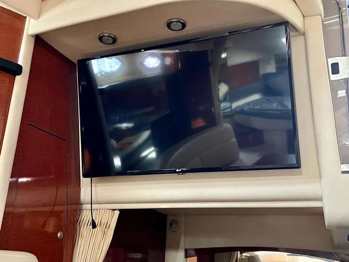 Runnin Free Yacht Photos Pics 