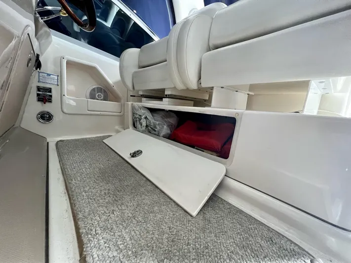 Runnin Free Yacht Photos Pics 