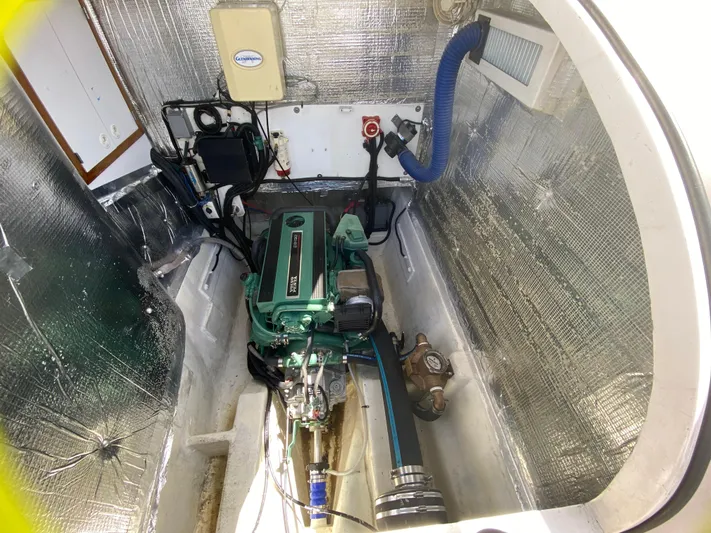 Lah De Dah Yacht Photos Pics 