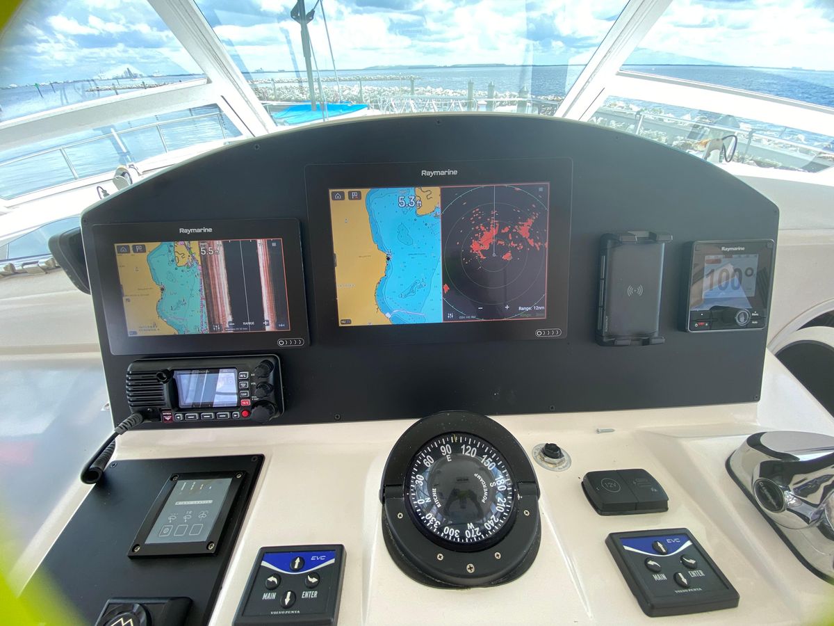 2007 Manta 44 