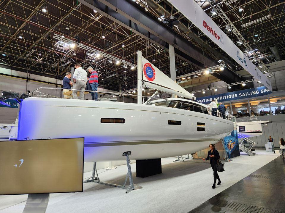 2025 Moody 48 DS Cruiser for sale YachtWorld