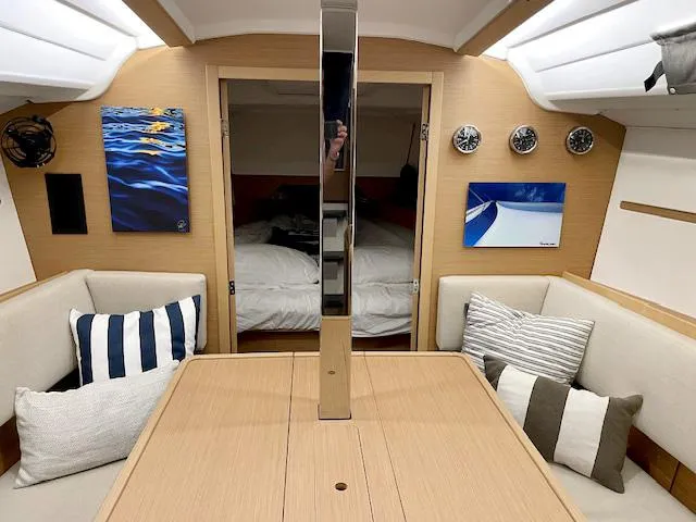 Hanavave Yacht Photos Pics 