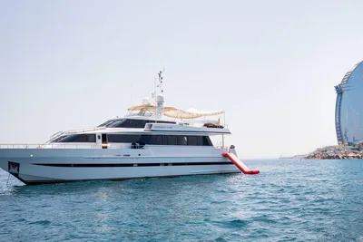 1989 Heesen 28