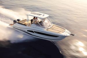 2023 Jeanneau Cap Camarat 9.0 Walk Around