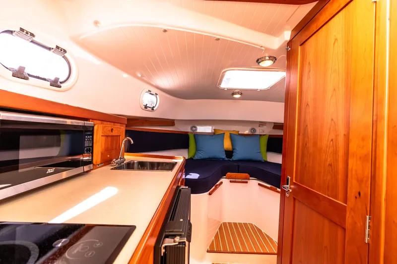 Asolare Yacht Photos Pics 