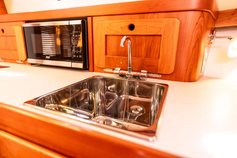 Asolare Yacht Photos Pics 