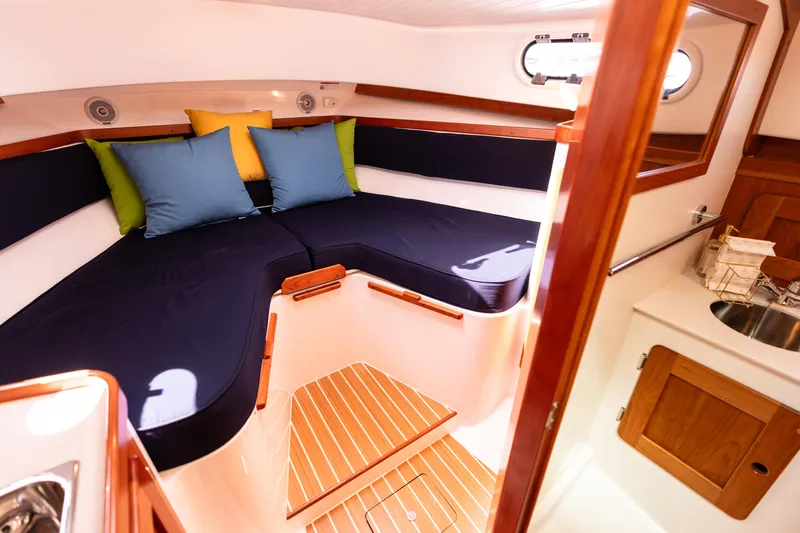 Asolare Yacht Photos Pics 