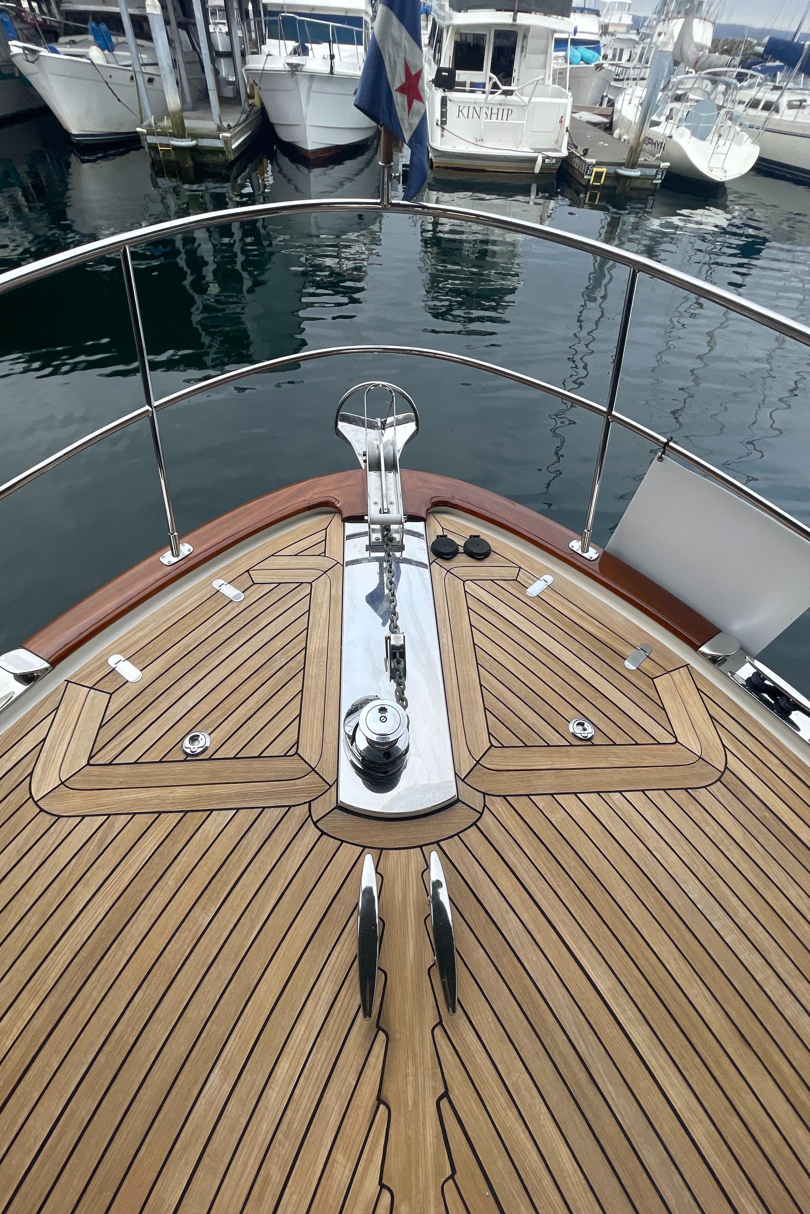 hunt yachts 44