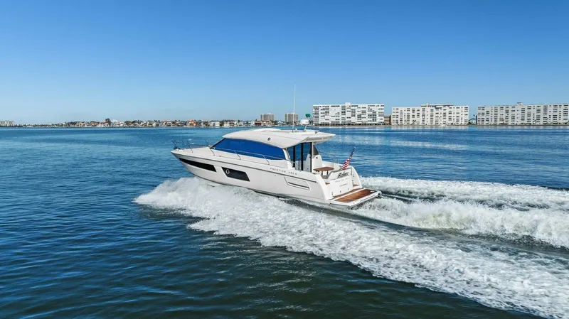 Slainte Yacht Photos Pics 