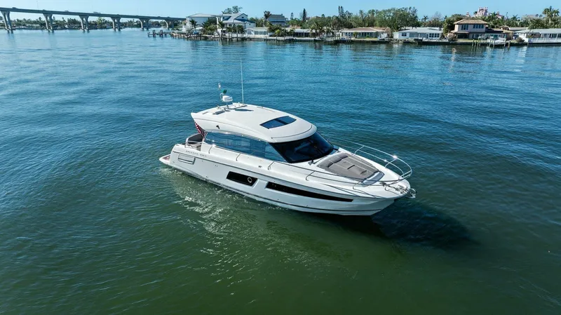 Slainte Yacht Photos Pics 