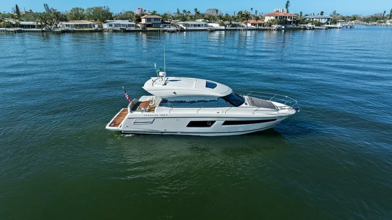 Slainte Yacht Photos Pics 