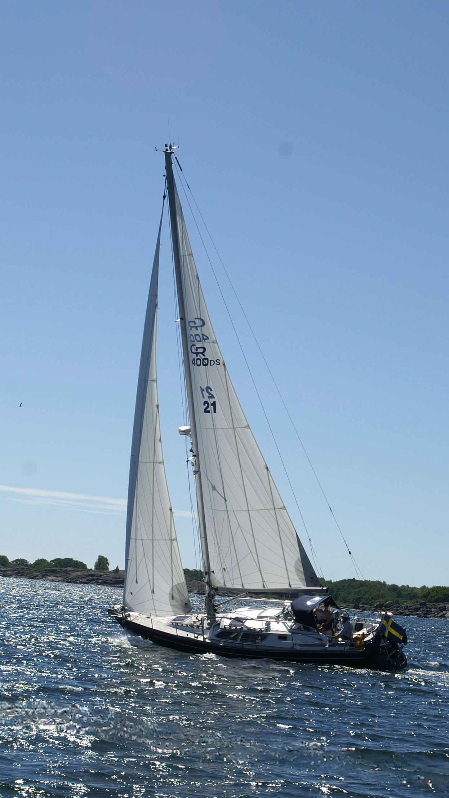 cr 400 ds yacht for sale