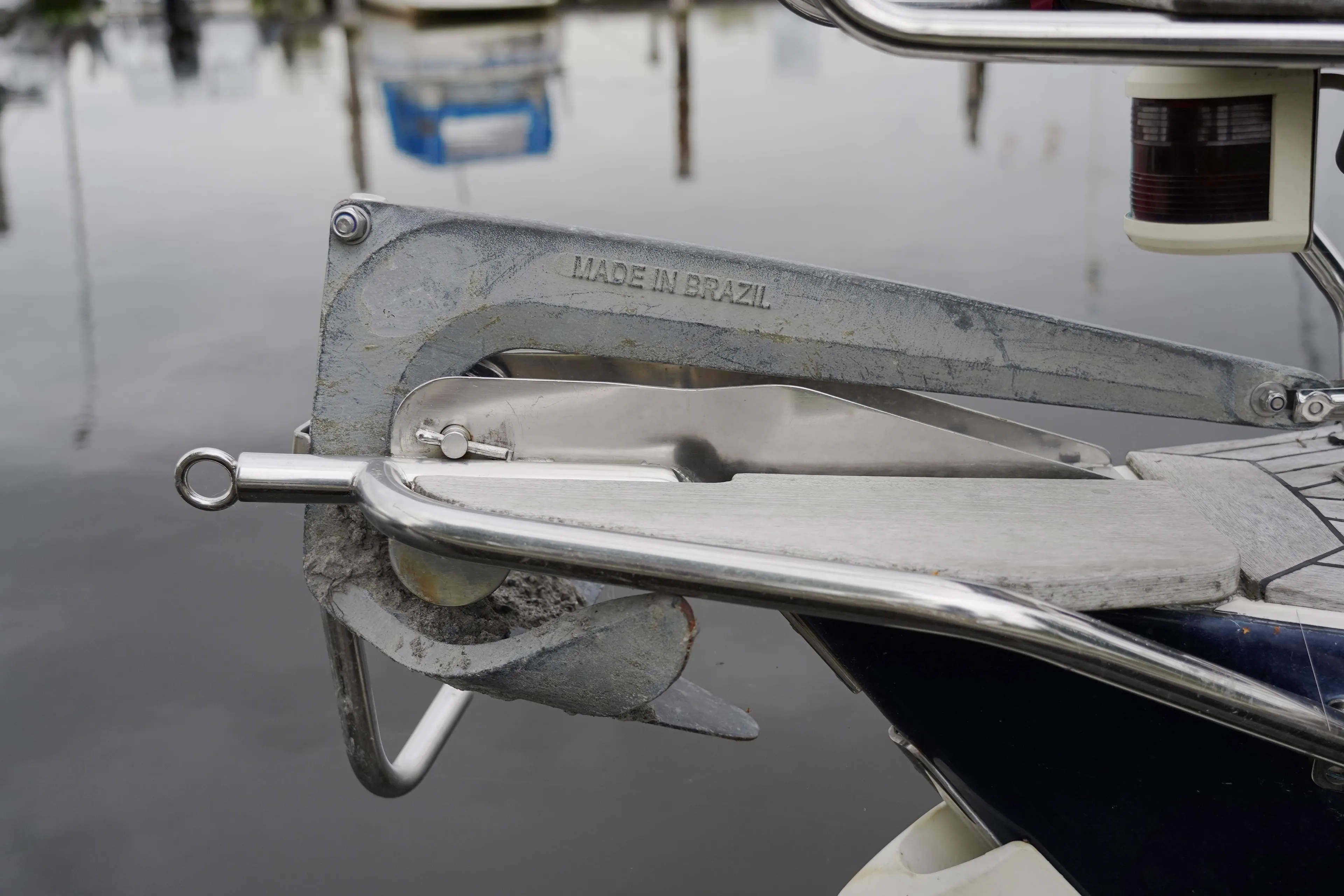 Boat anchor labeled "Made in Brazil" on a CR 400 DS, 2002 model.