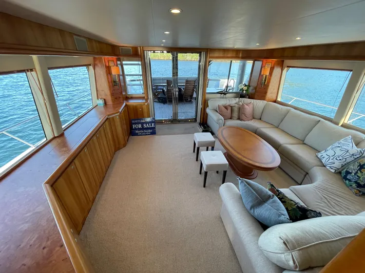 White Rabbit Yacht Photos Pics Salon 4