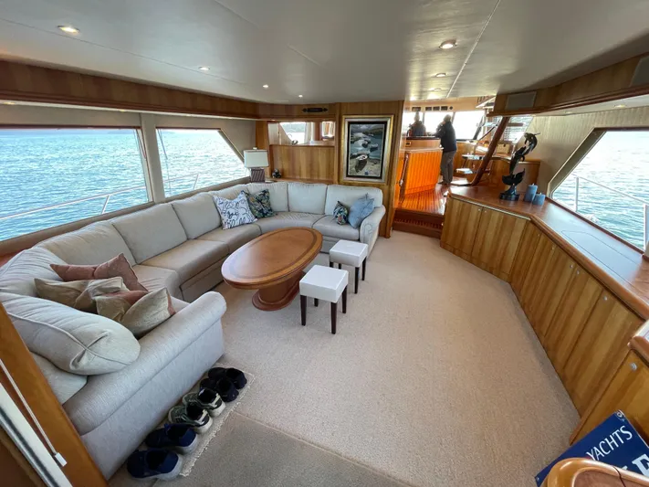 White Rabbit Yacht Photos Pics Salon 2