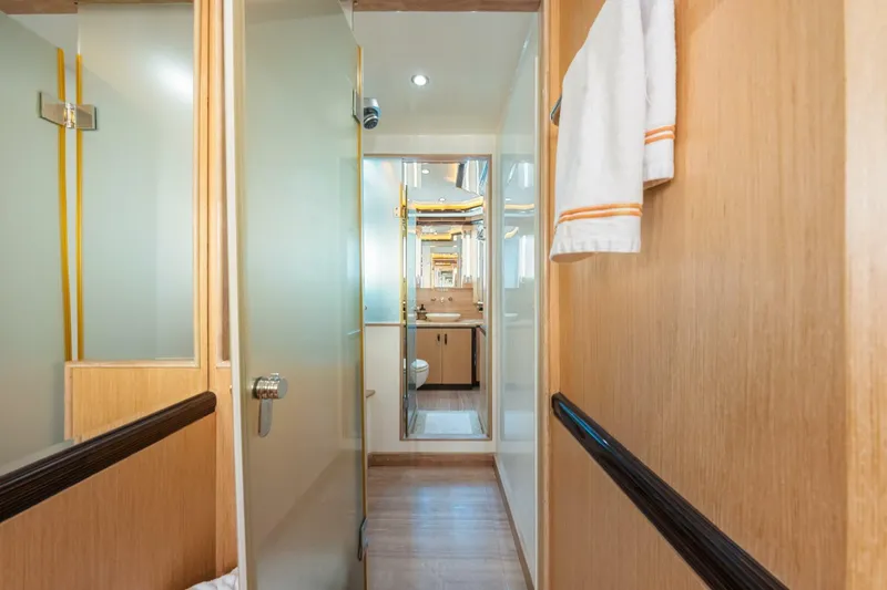 Relentless Yacht Photos Pics 2010 83 Ocean Alexander Motor Yacht 'Relentless'