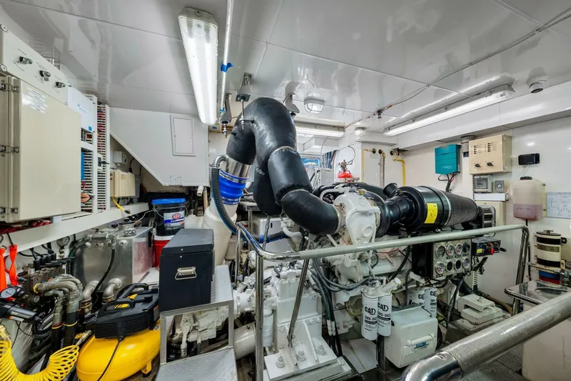 Relentless Yacht Photos Pics 2010 83 Ocean Alexander Motor Yacht 'Relentless'