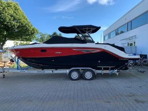 2019 Sea Ray 250 SLXE / 8,2 MAG (380PS)