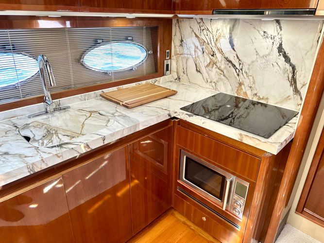 2009 Viking Princess 54 